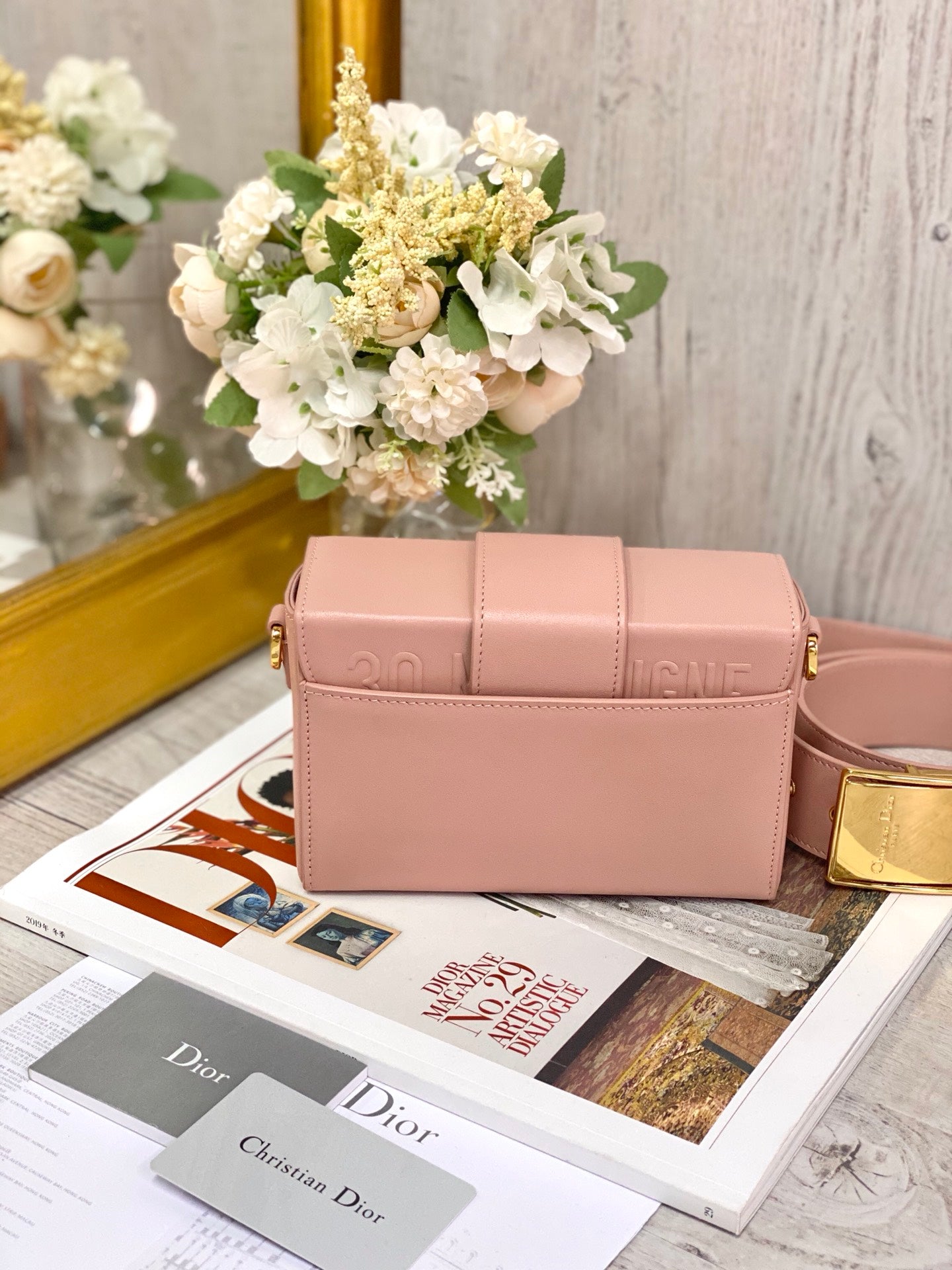 Dior 蒙田 Mini Box-牛皮平紋-金扣-17.5cm-粉色