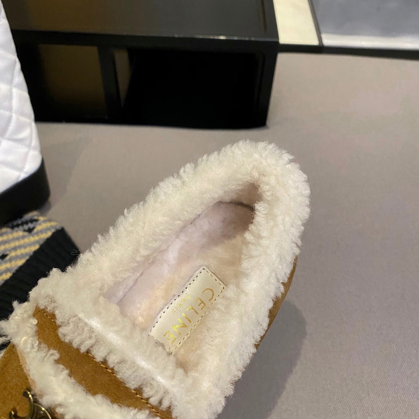 賽C家-2022早春新款 毛毛平底鞋 駝色