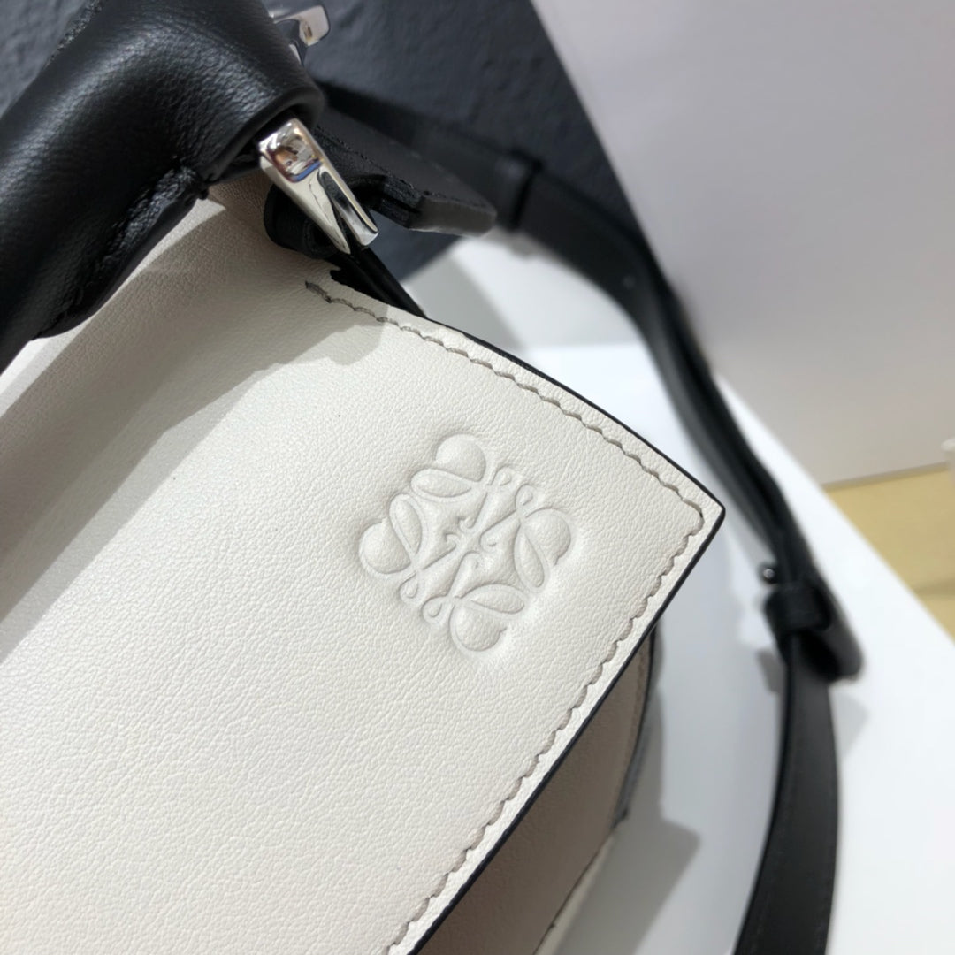 羅L威-Puzzle bag 小牛皮 小號