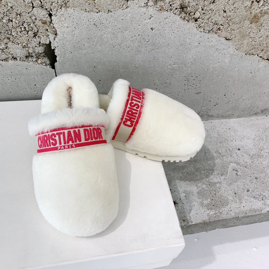 迪D家-2022秋冬新款 提花刺繡毛毛拖鞋 白色