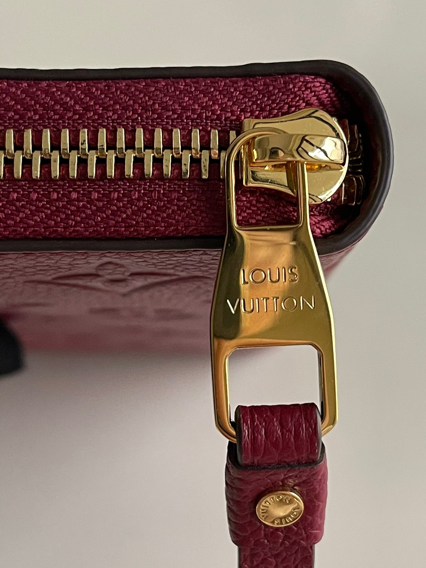 LV 經典拉鍊長夾 M63691 紫紅色