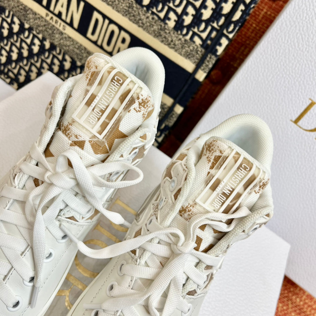 迪D家-五角星 高筒休閒鞋（卡其色）