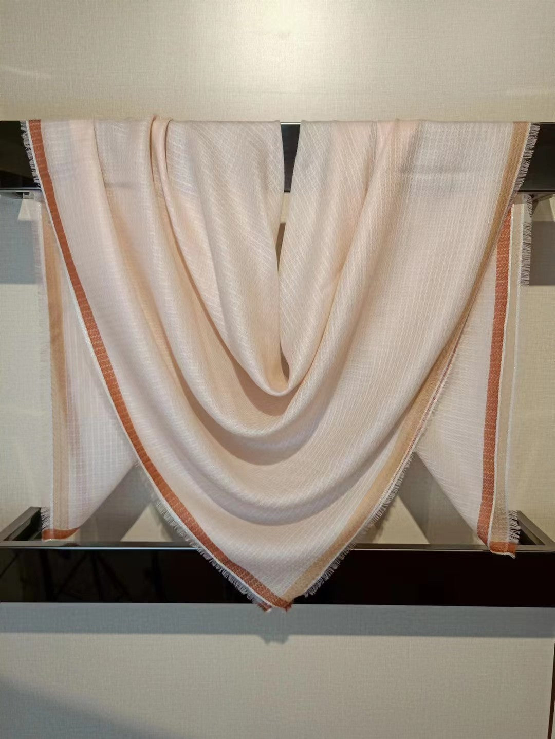 L-Piana-羊絨色織方巾-絲滑柔軟-四季款可防曬 110cm