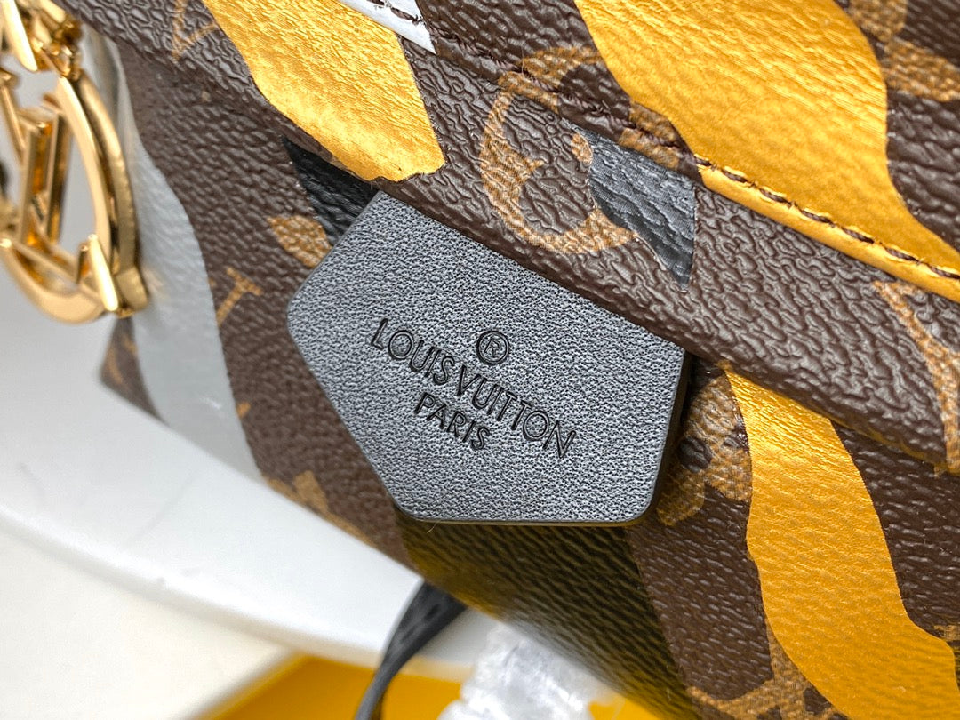 M45143 路L家-英雄聯盟系列為 Palm Springs  Monogram迷你雙肩包