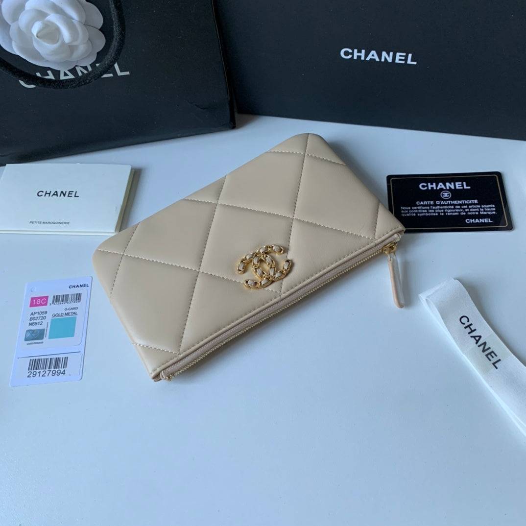 CHANEL 19系列小羊皮大格子零錢包