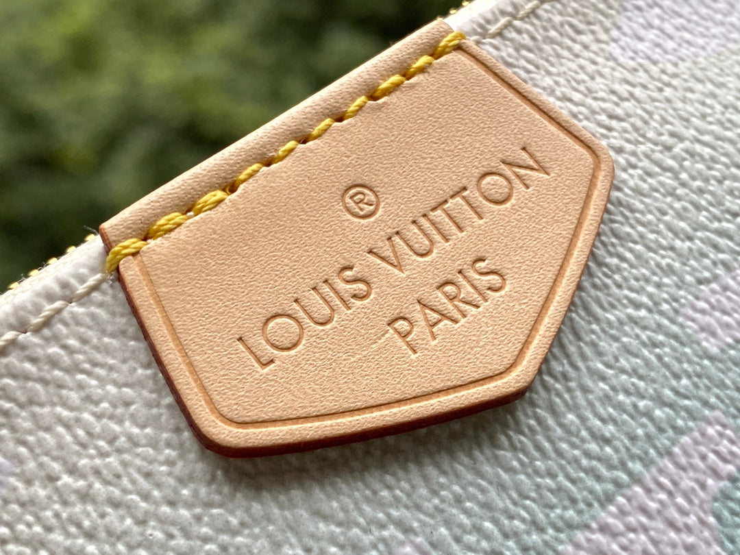 M57633 路L家-Multi Pochette Accessoires 手袋 三合一包