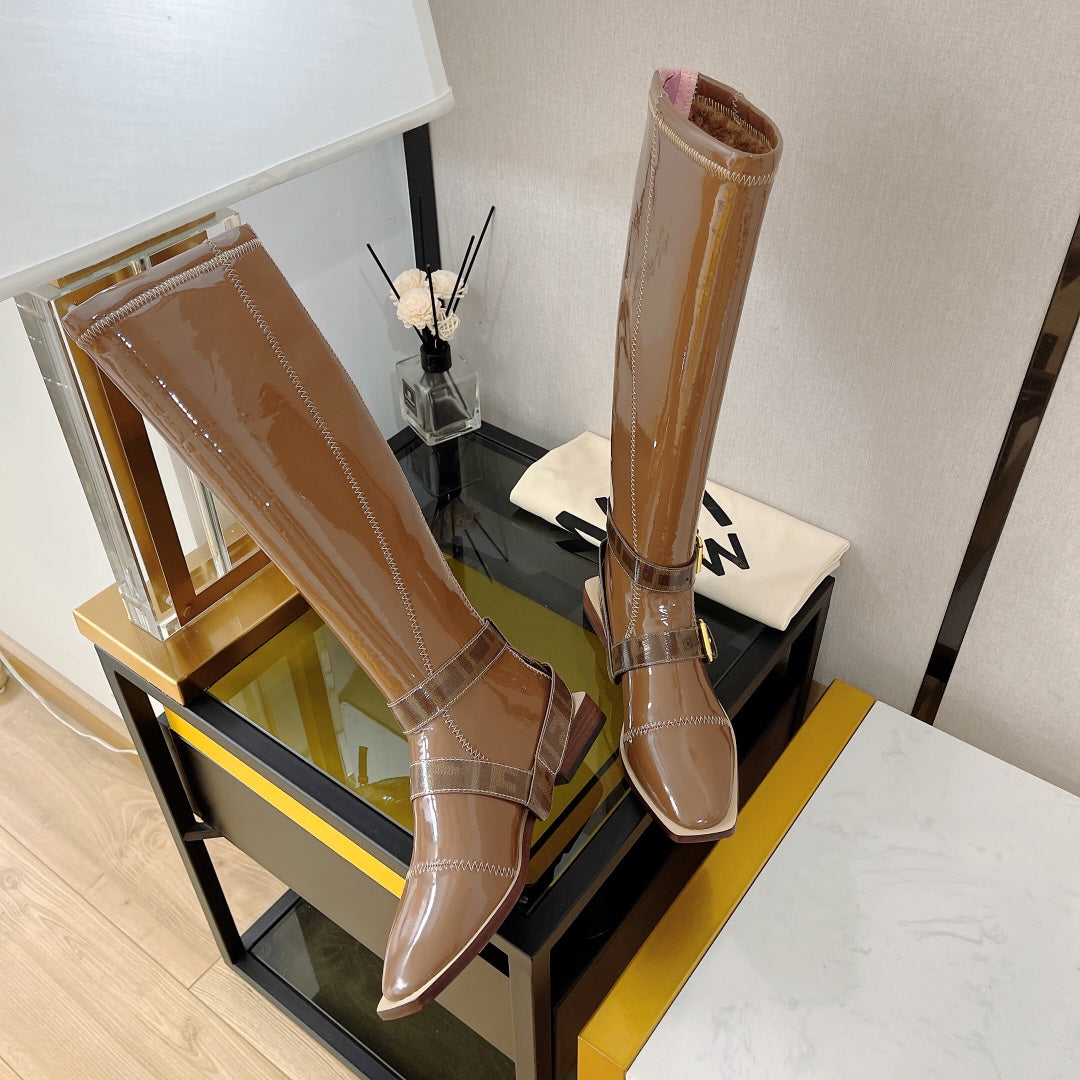 芬F家-2022秋冬新款 彈力漆皮靴FFrame系列 平底長靴