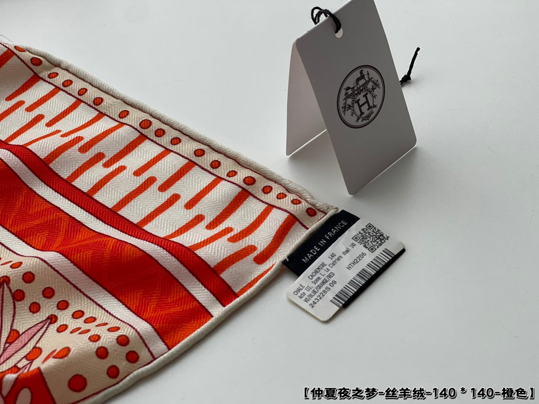 小愛款-仲夏夜之夢 140真絲羊絨方巾