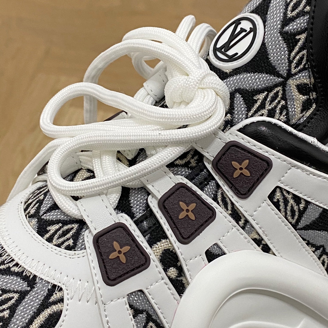 LV鞋-LV刺繡老爹鞋（黑白）