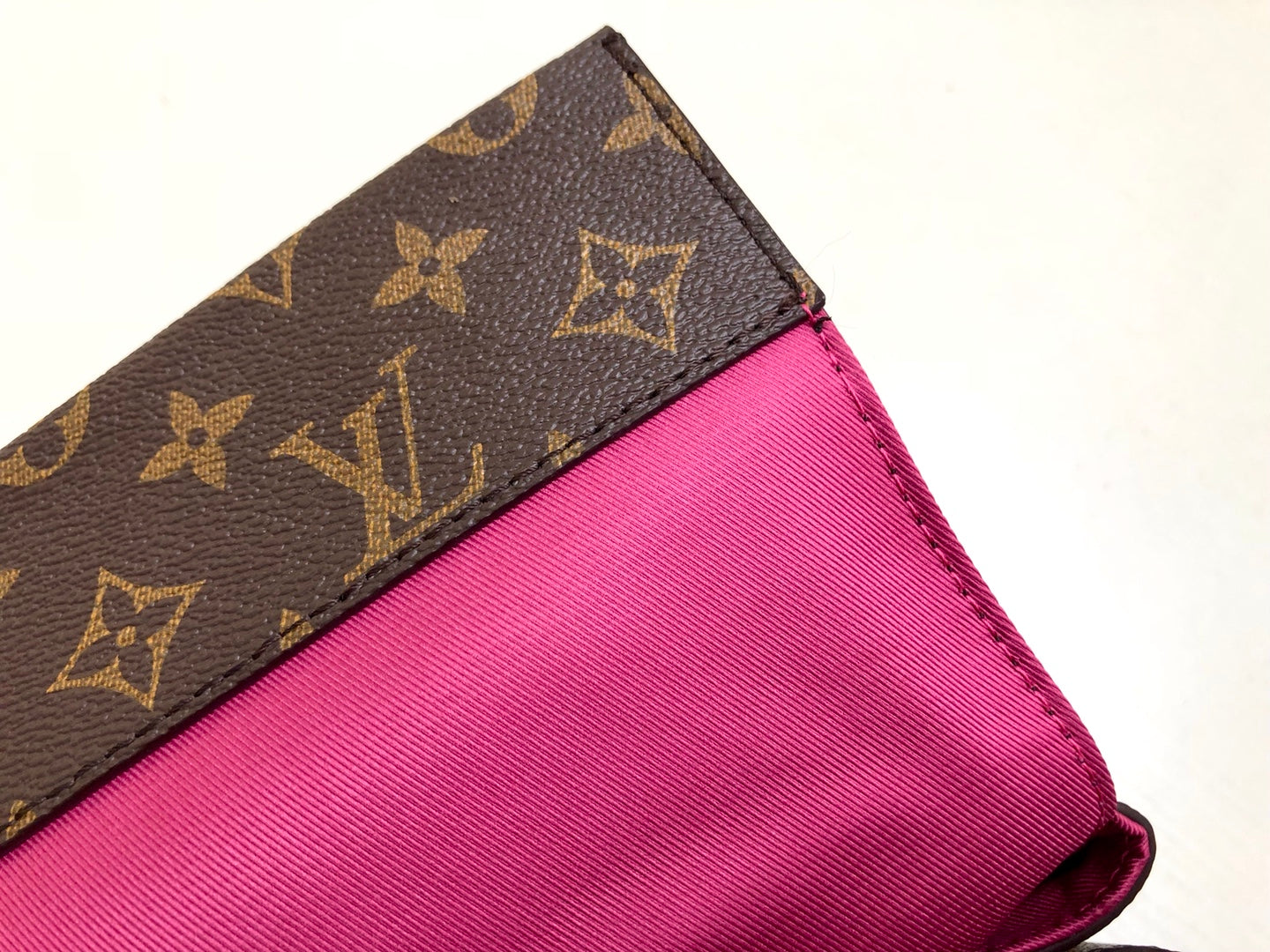 M42738 路L家-Monogram 秋冬新款 Cluny手袋 玫紅色