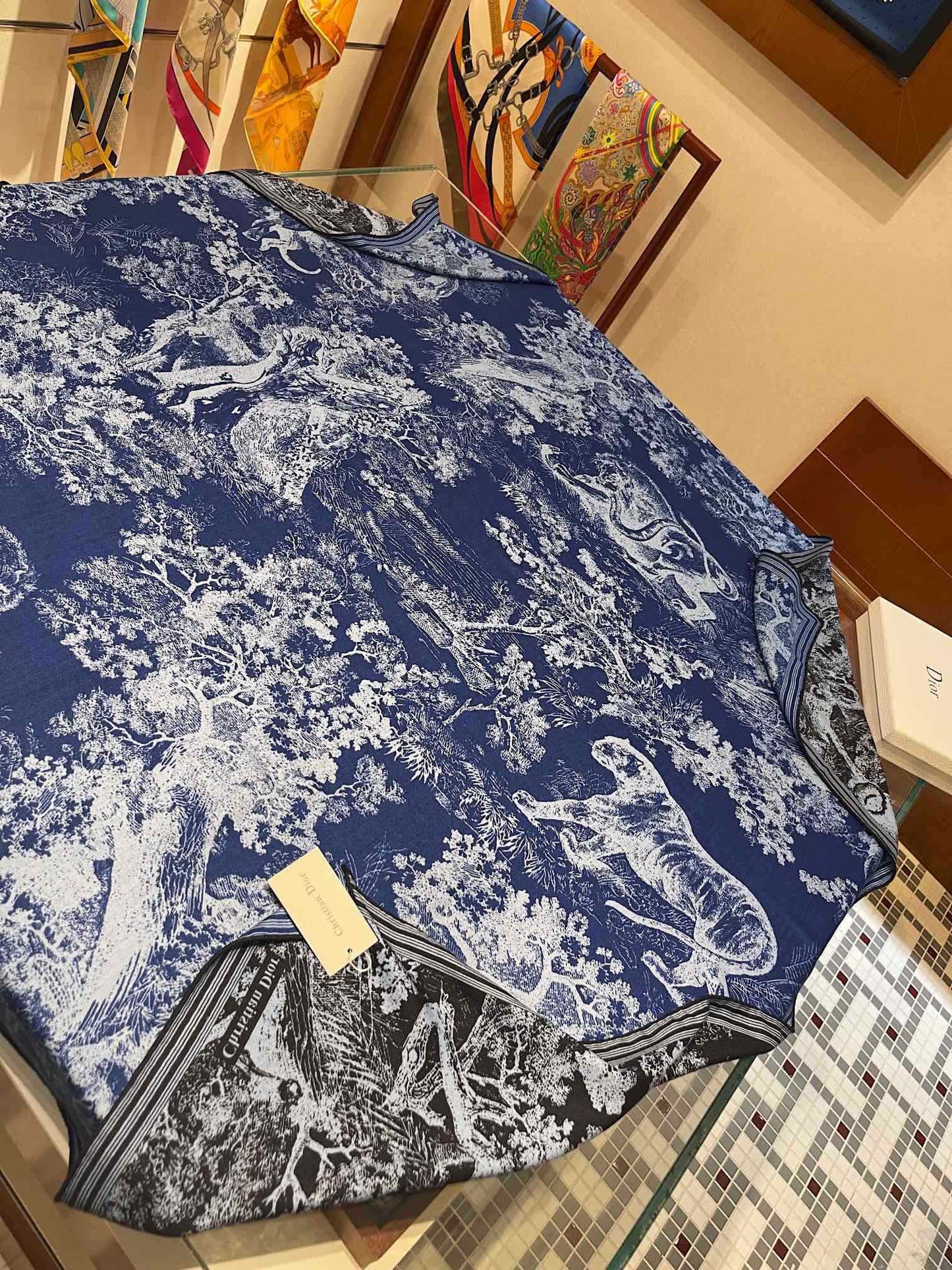 迪D家-叢林雙面異色絲絨方巾