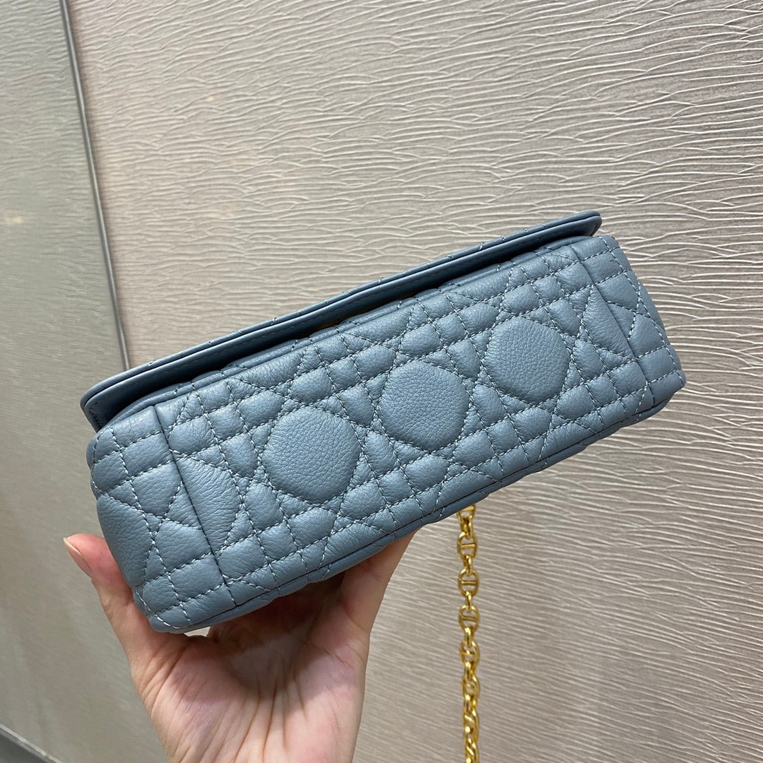 Dior Caro 小號20cm-馬卡龍藍