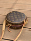 M45149 路L家-BOITE  CHAPEAU SOUPLE 圓餅包 小號