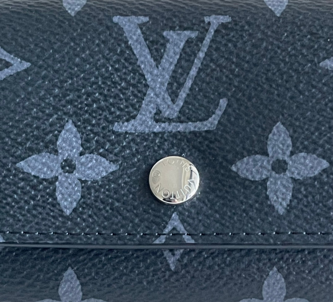 LV M62630 設計小巧精緻的鑰匙包