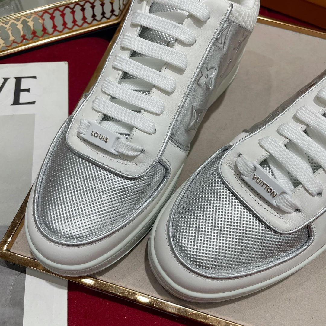 LV鞋-LV TRAINER 低筒 休閒鞋（銀）