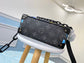 M44480 路L家-MINI SOFT TRUNK 手袋 郵差包