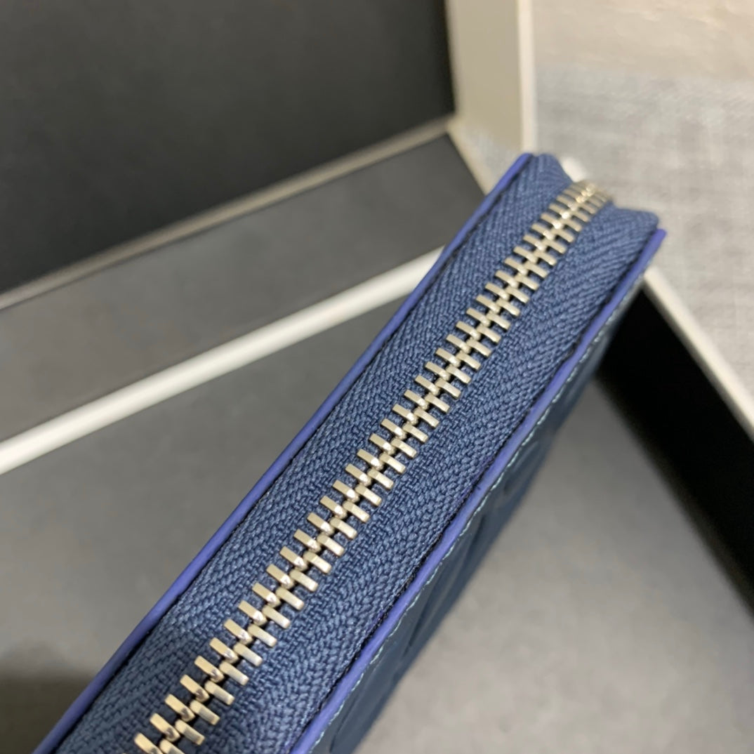 Loewe 拉鍊卡包