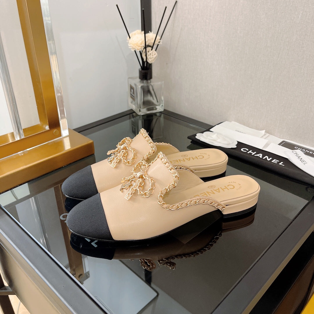 小香家-皮穿鏈條蝴蝶結裝飾 穆勒鞋（尺碼35-39，40、41訂製）