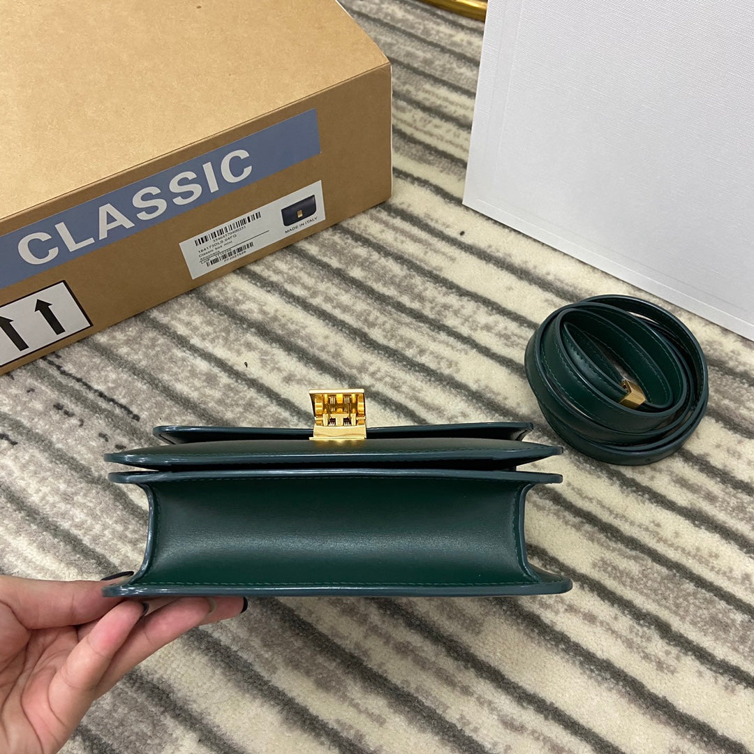 賽C家-Box豆腐包-Teen 18.5cm