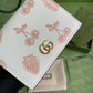 Gucci 白色水果圖案短夾