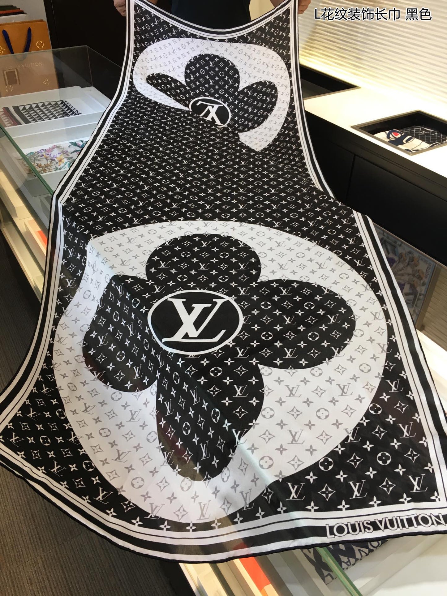 路L家-100%桑蠶絲-花紋長絲巾 60*175cm