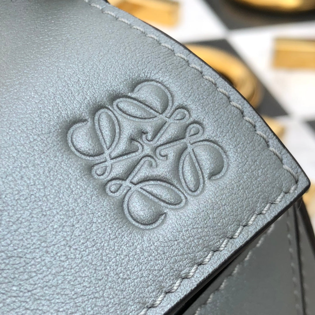 羅L威-2020春季新品 Puzzle bag 小牛皮 小號