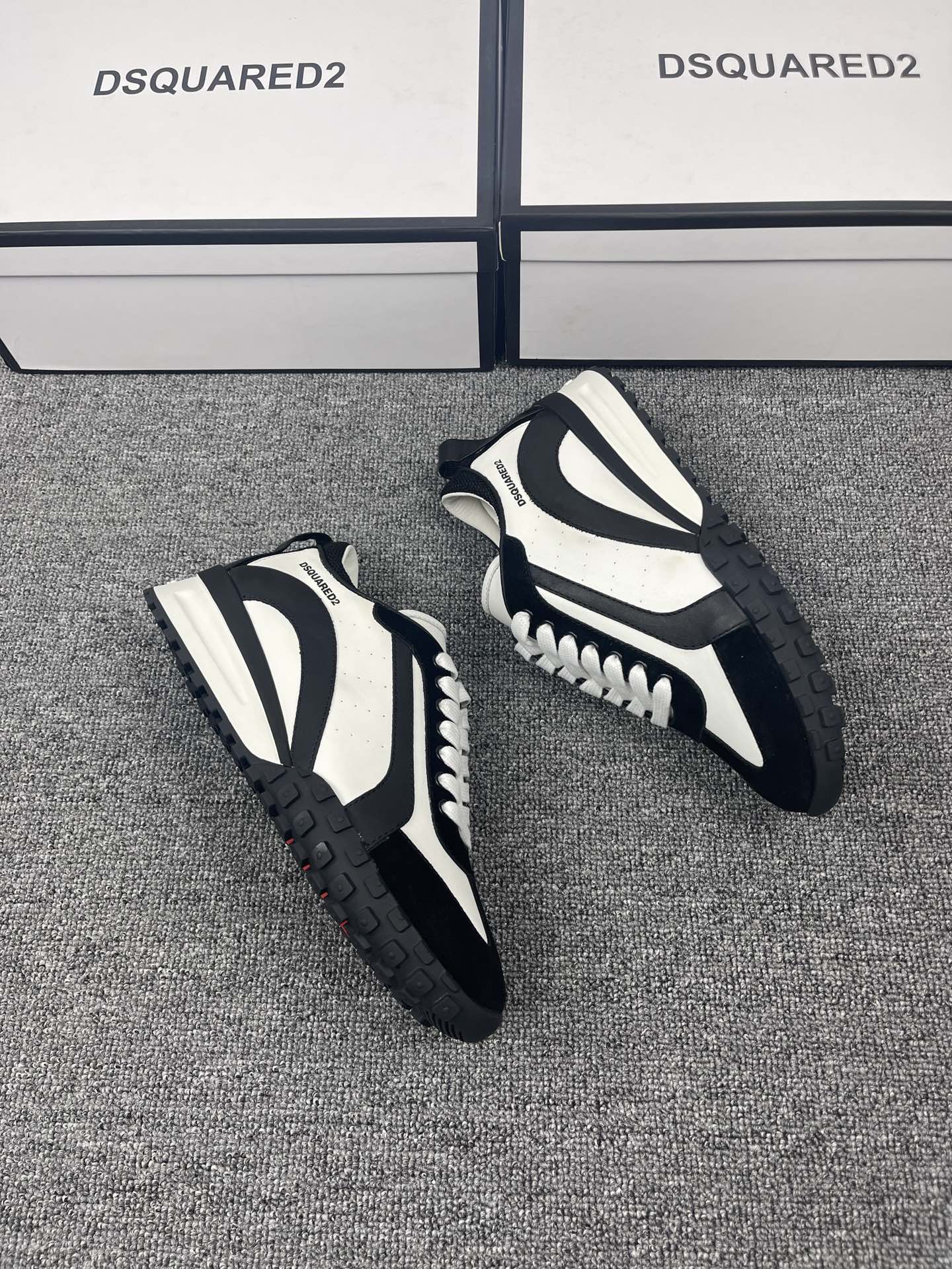 Dsq-2022新款 平底休閒鞋 黑色