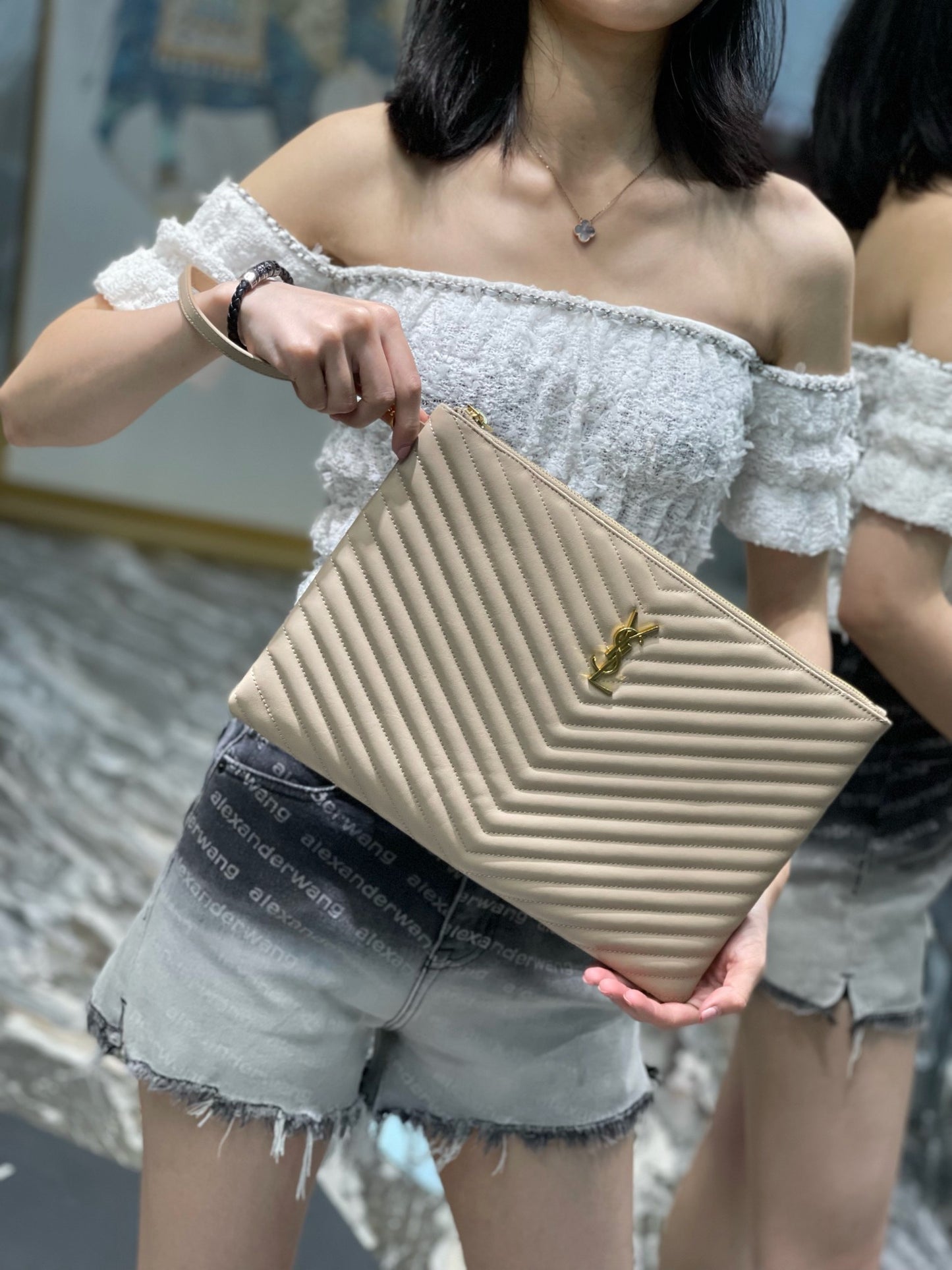 YSL 提花拼接文件手拿包-杏色金-36cm