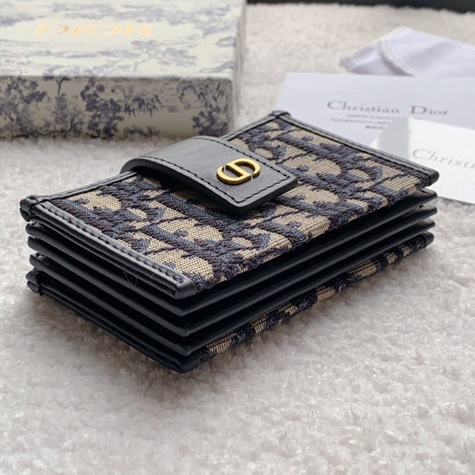 Dior 風琴卡包