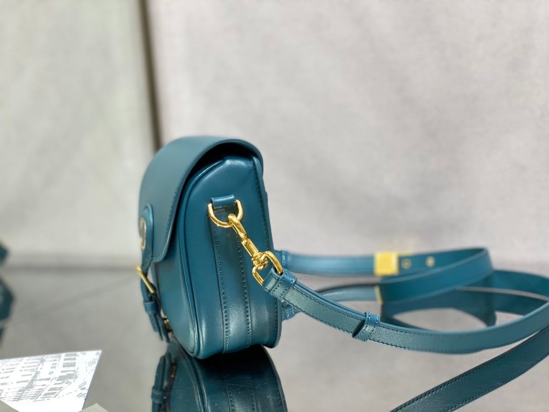 Dior Bobby-中號22cm-深海藍牛皮