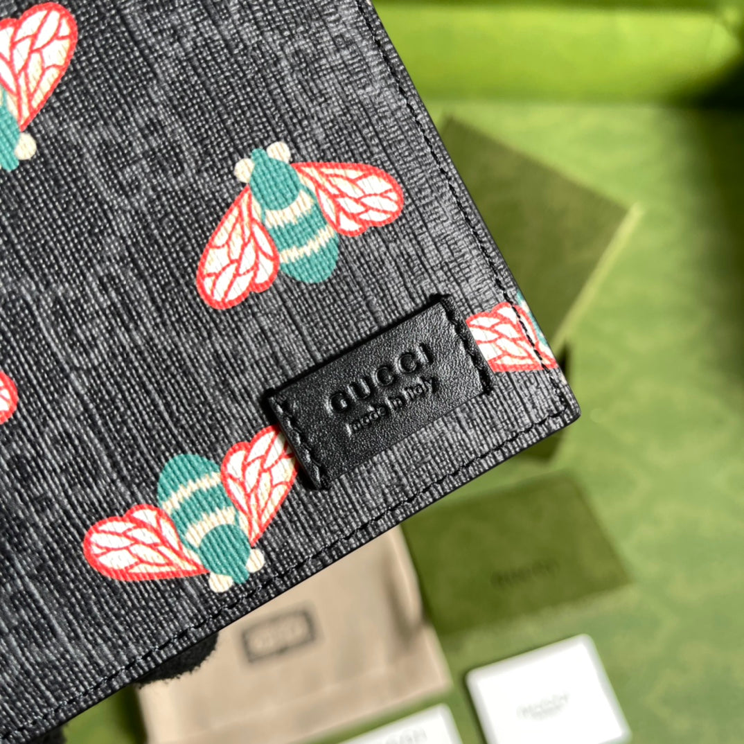 Gucci 最新款蜜蜂短夾