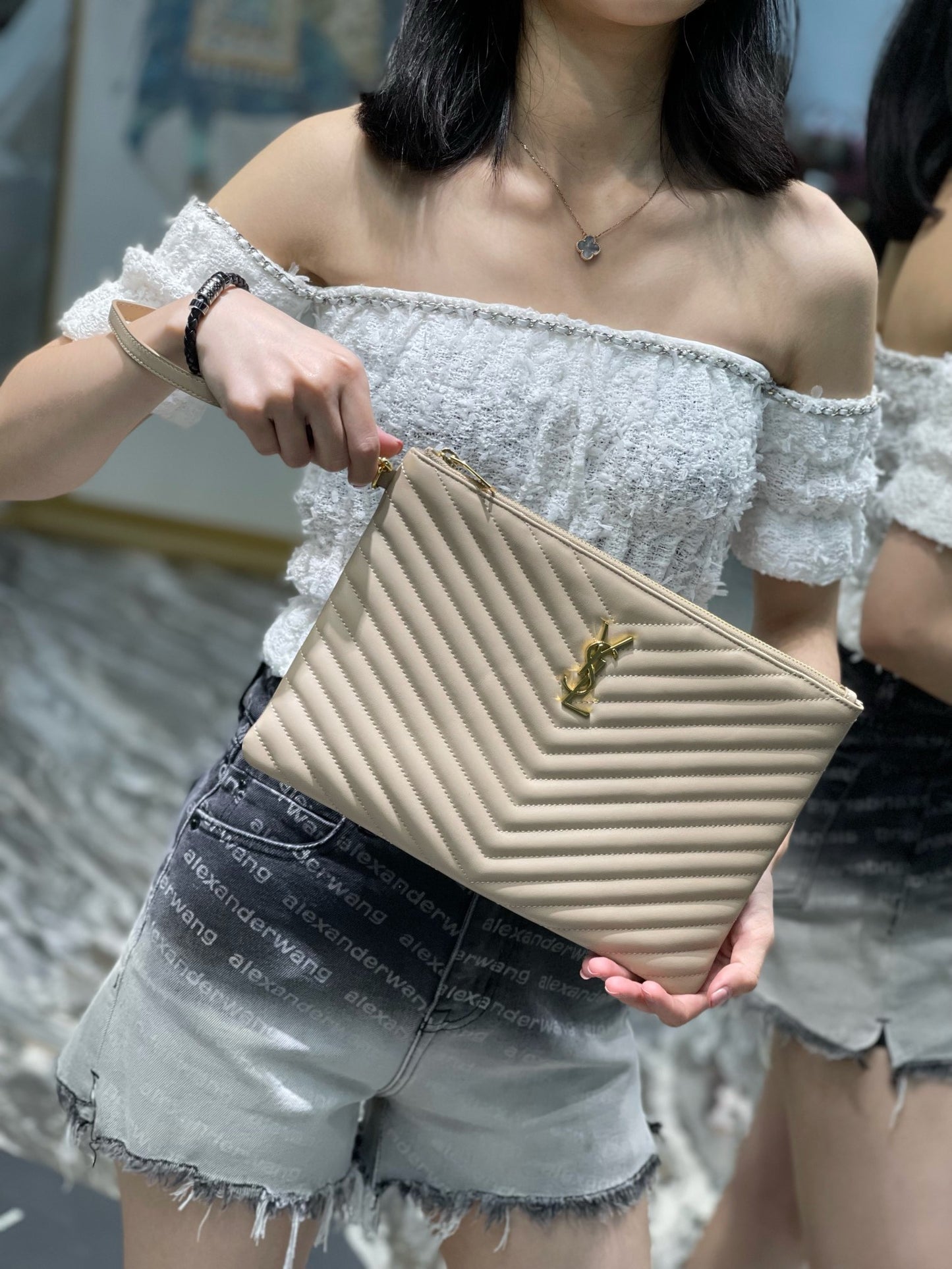 YSL_提花拼接文件手拿包-杏色金扣-30cm