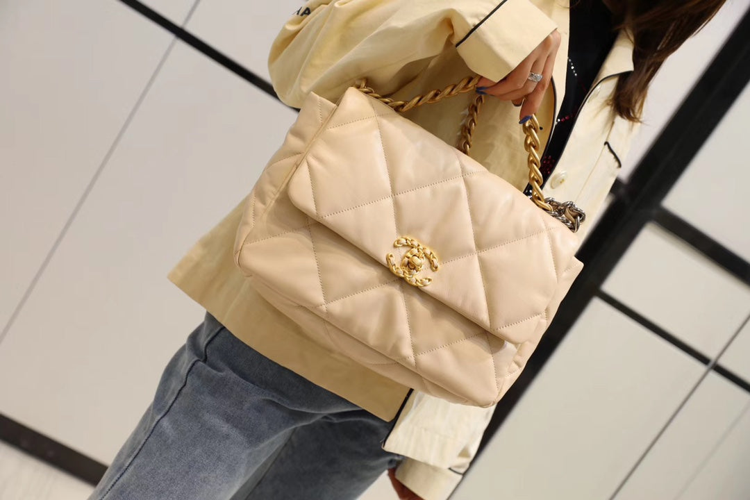 Chanel 19Bag-中號杏色