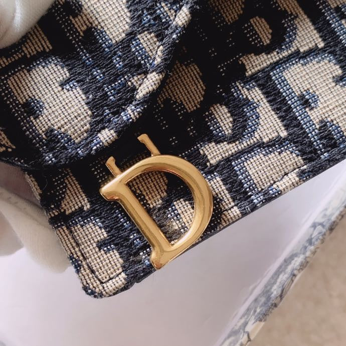 Dior Saddle 馬鞍小卡包