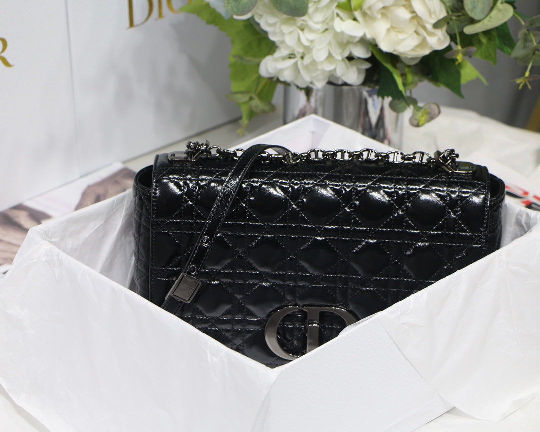 Dior Caro 褶皺漆皮系列 大號28cm-黑色