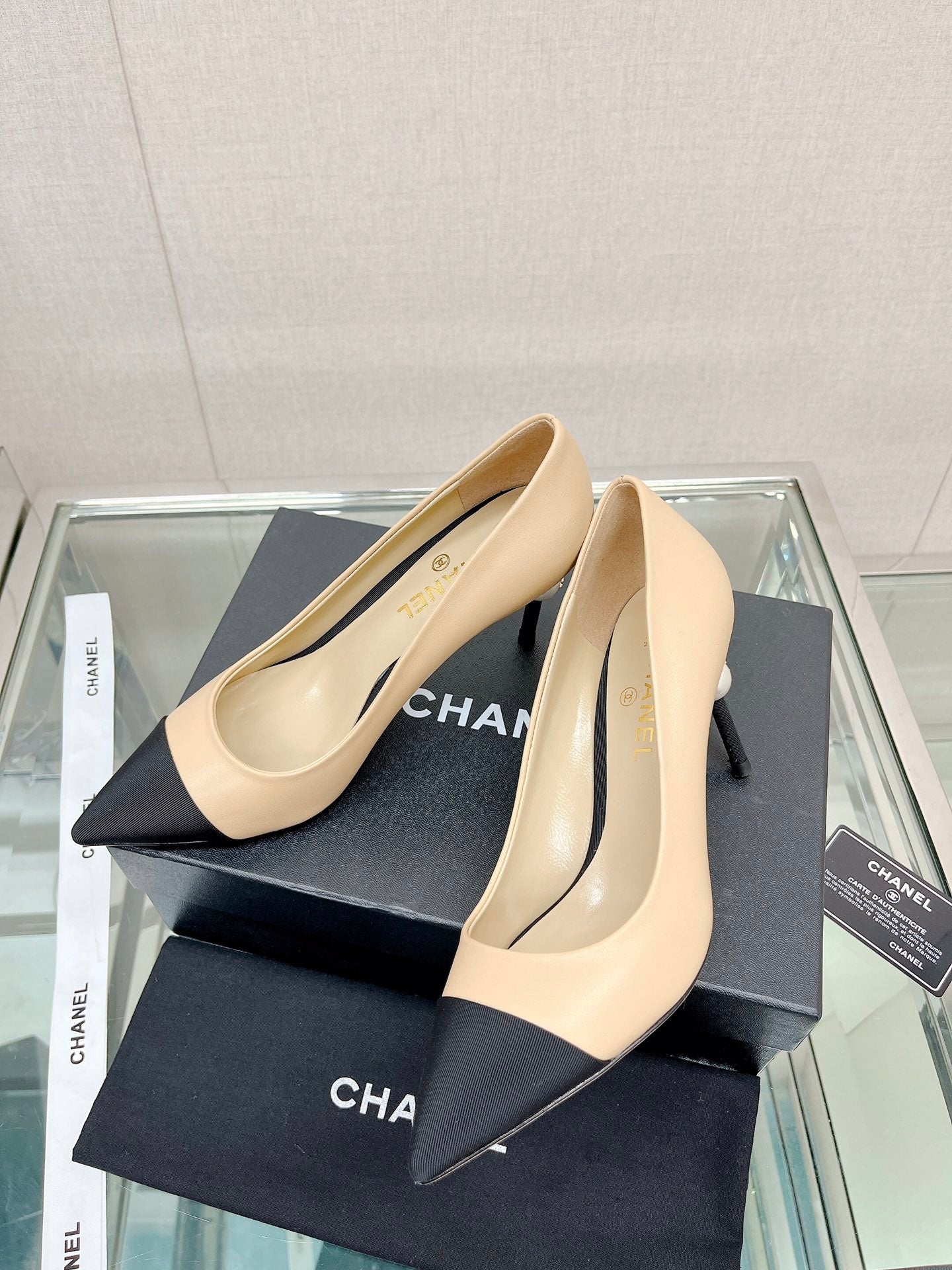 小香家-coco珍珠高跟鞋 8.5cm 杏色