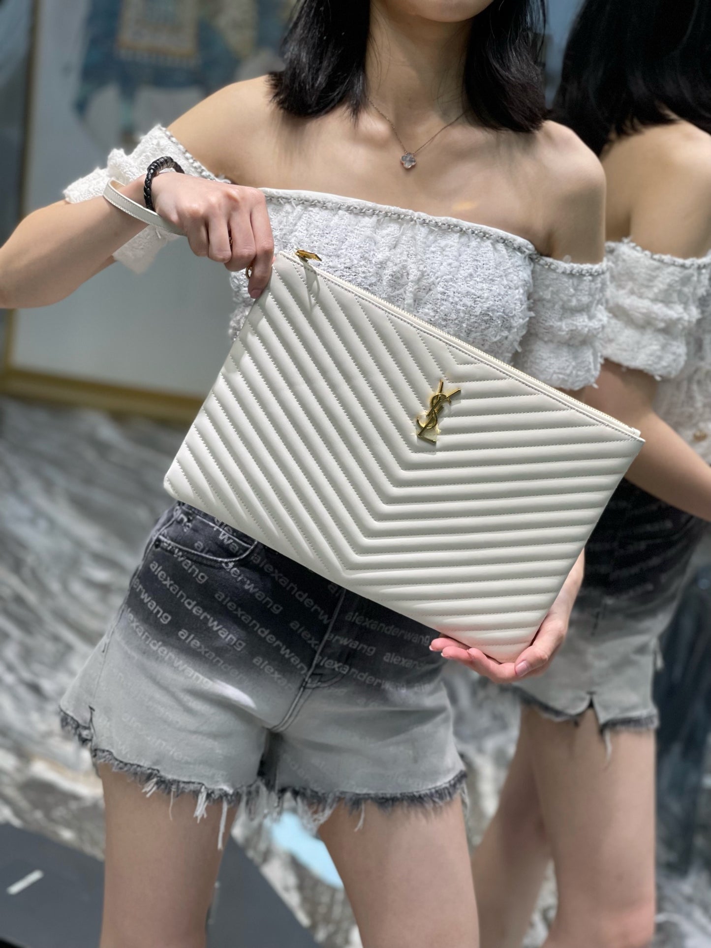 YSL 提花拼接文件手拿包-白色金扣-36cm