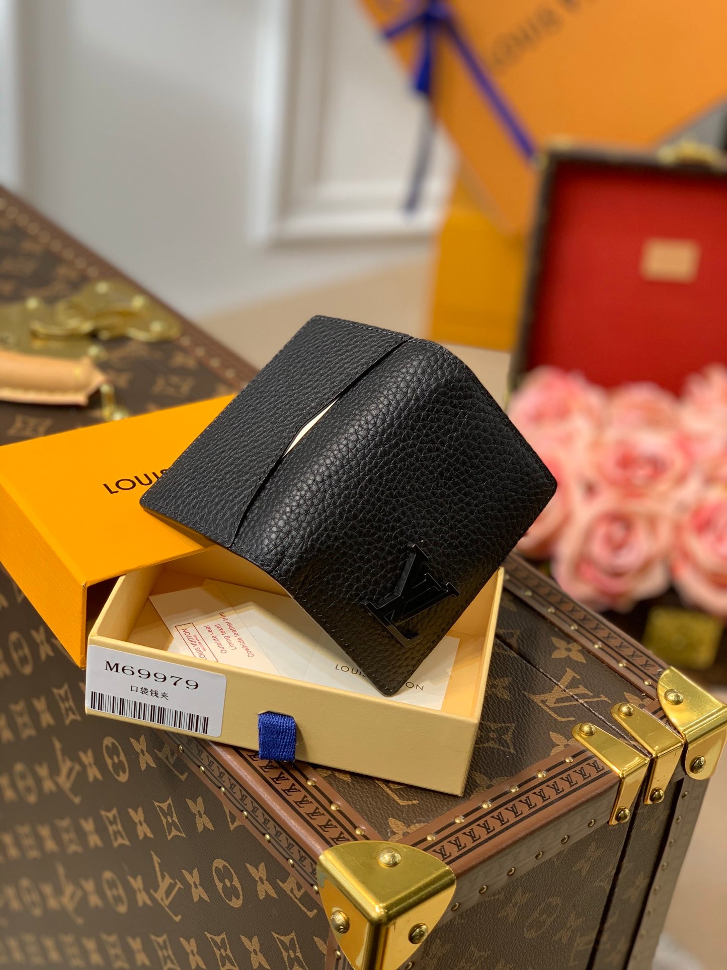 LV M69979 Aerogram  全皮荔枝紋口袋短夾