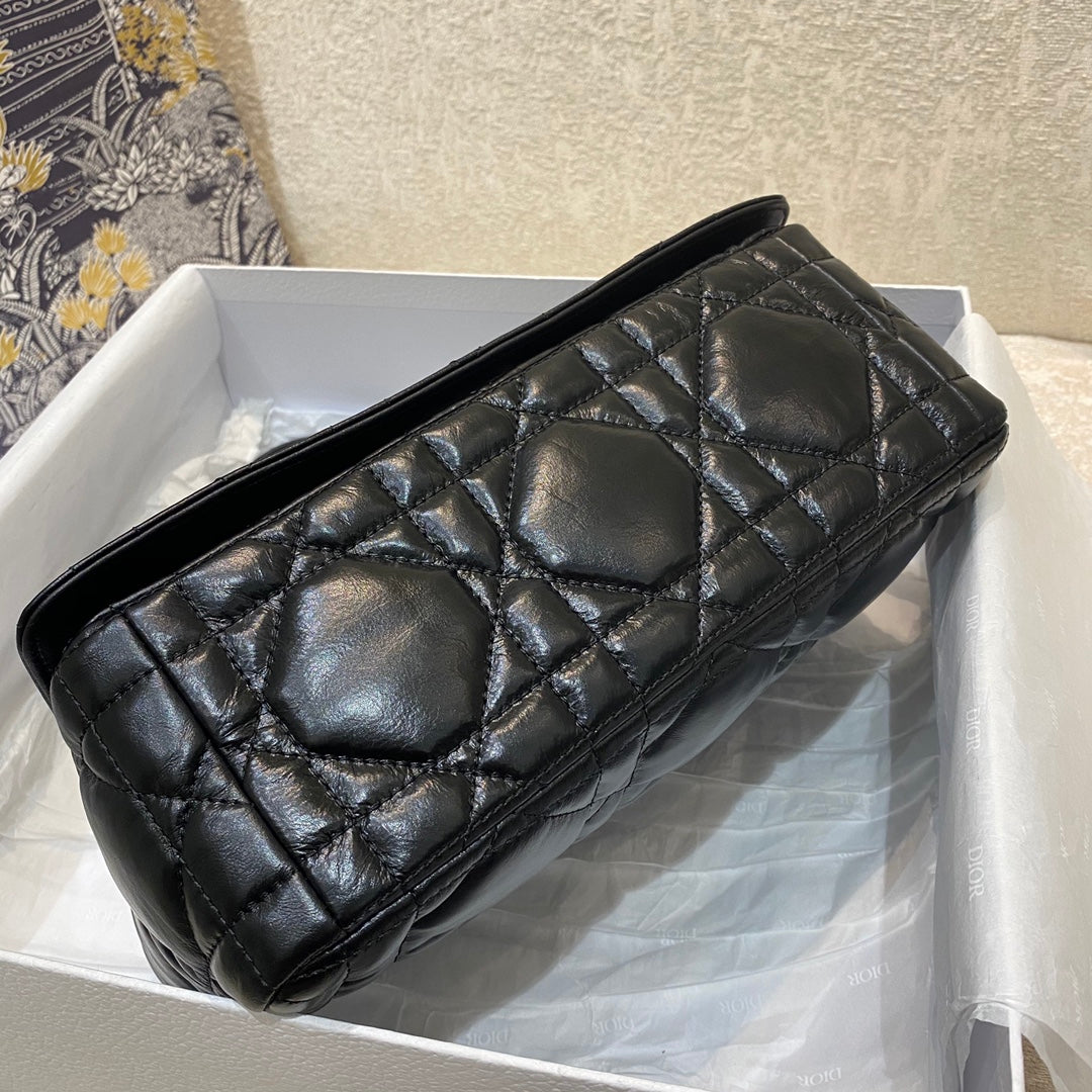 Dior-Caro 菱格紋 胖胖包 中號 黑色