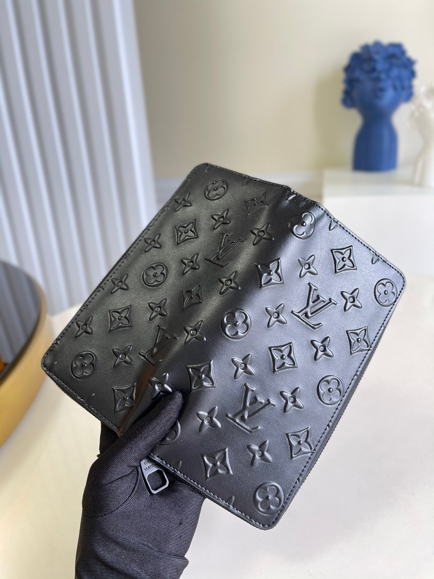 LV M80505 黑色 直式男款拉鏈長夾