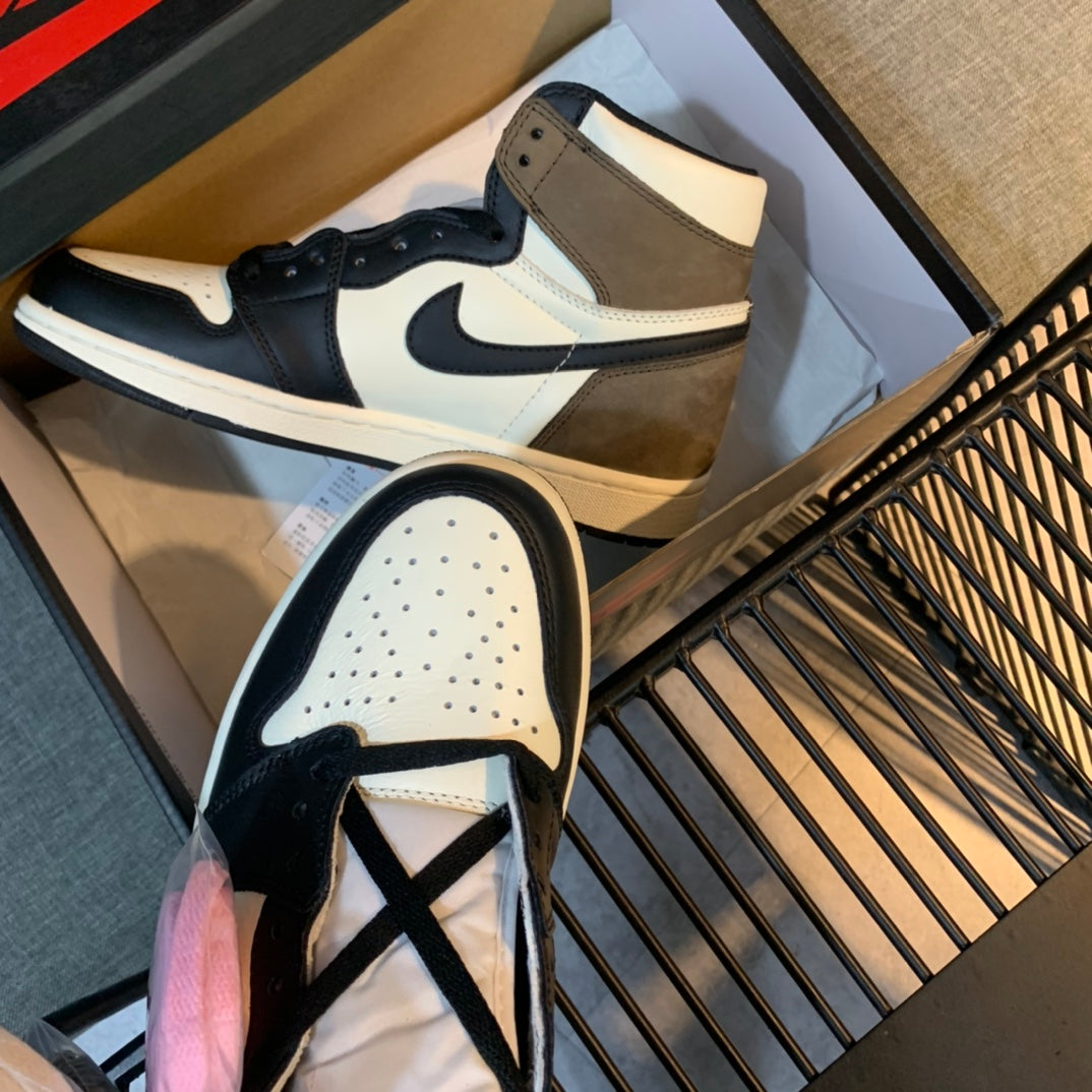 N1K- Air Jordan AJ1 高筒板鞋 黑咖色