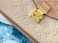 M44300 路L家-Pochette Métis郵差包