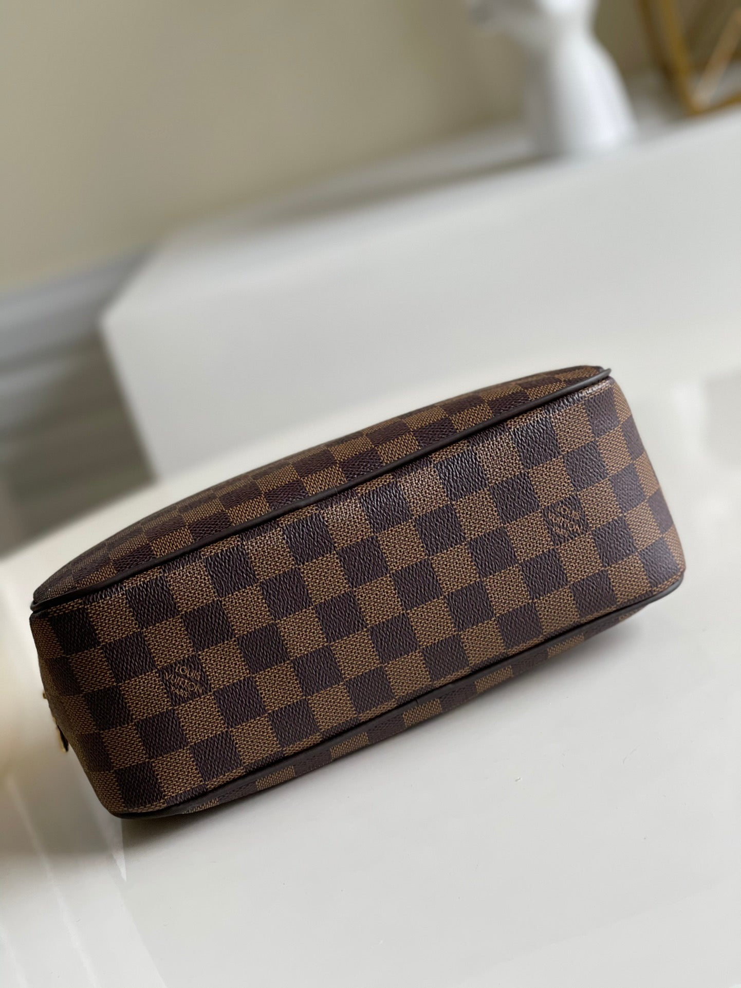 LV M47527 盥洗袋
