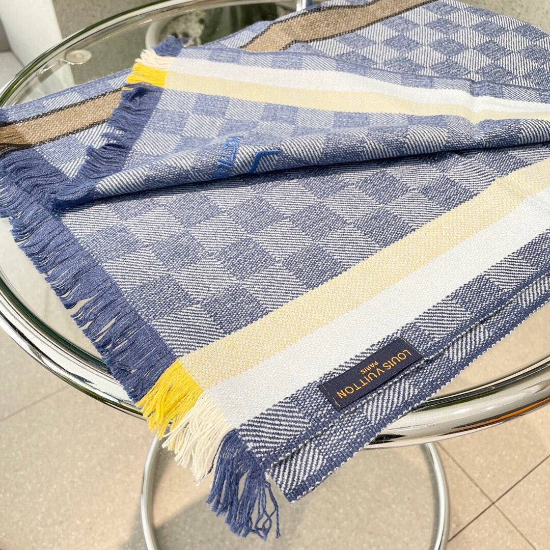 路L家-頂級羊絨圍巾 180*32cm 100%羊絨 淺藍色