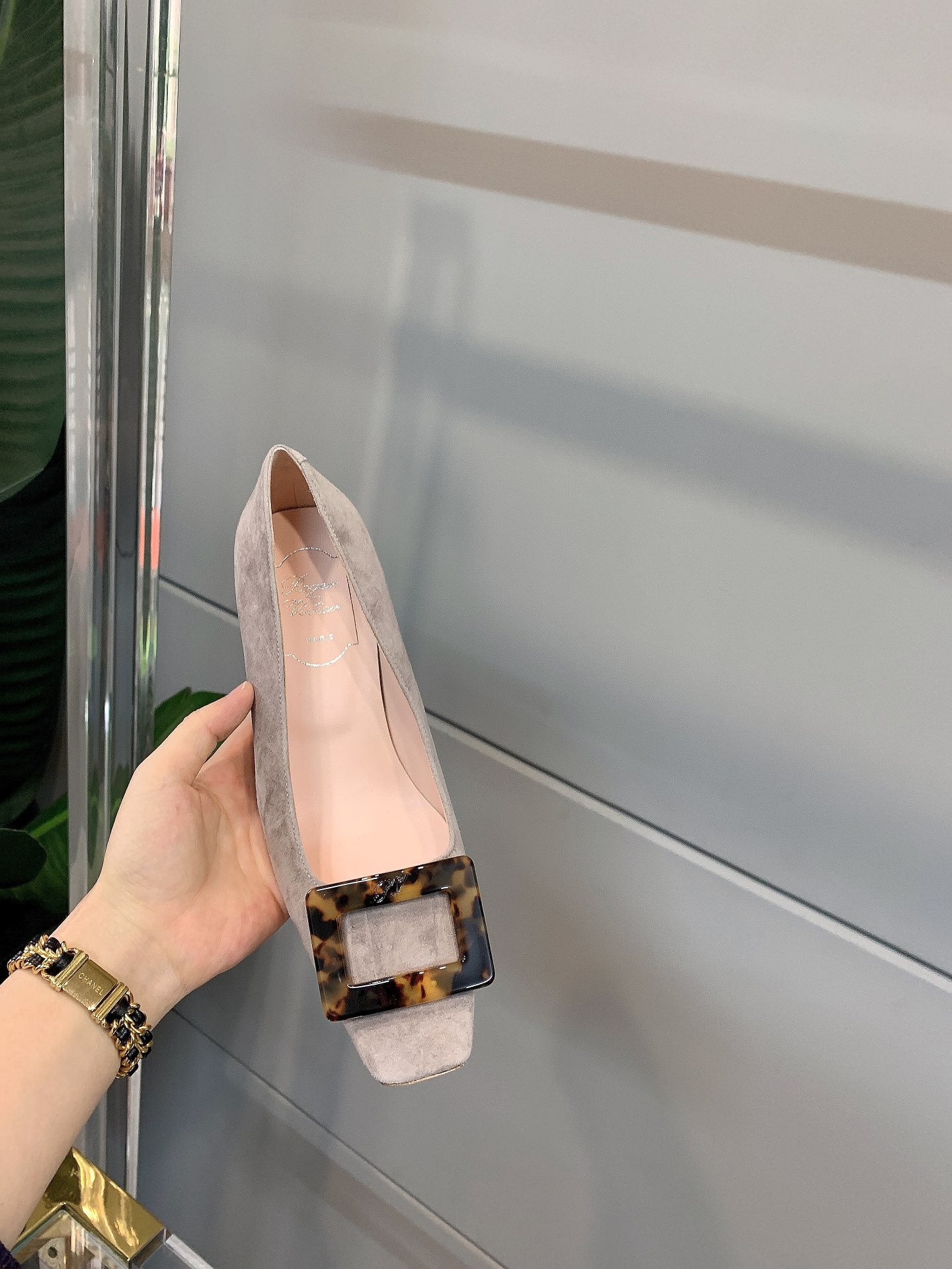 Roger Vivier Belle玳瑁扣方頭鞋