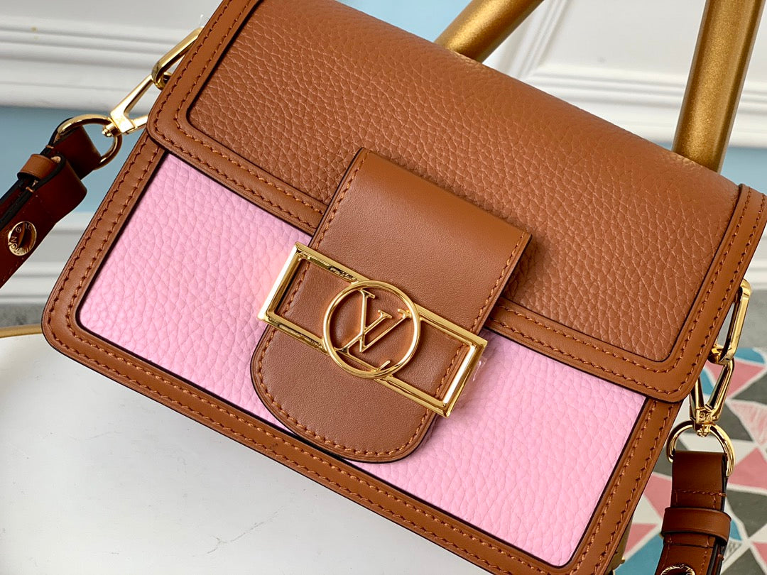 M53806 路L家-Mini Dauphine 郵差包 粉棕色