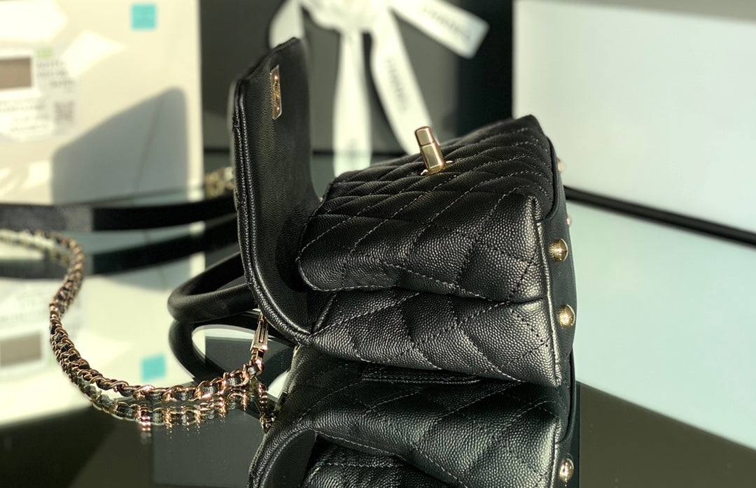 Chanel mini coco handle-黑色球紋牛皮-淡金扣