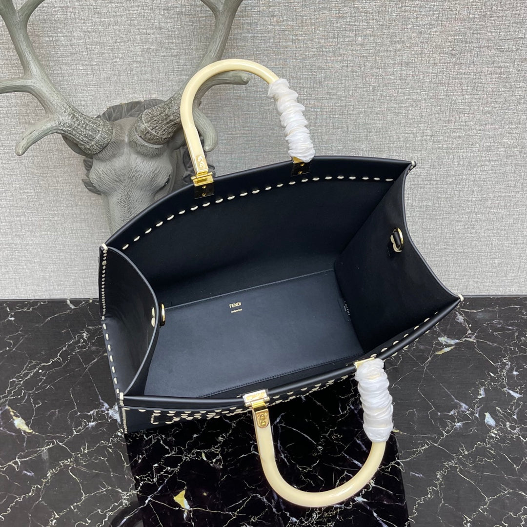 芬F家-Fendi Sunshine-中號黑色燙印牛皮手提袋