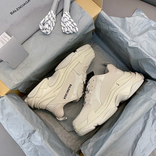 Balenciaga 巴黎世家-Triple S 老爹鞋