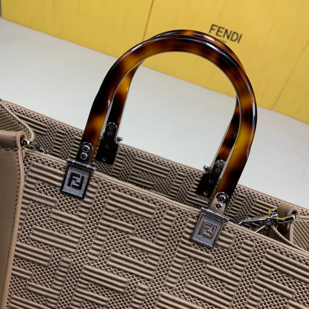 芬F家-Fendi Sunshine-中號杏色網眼手提袋